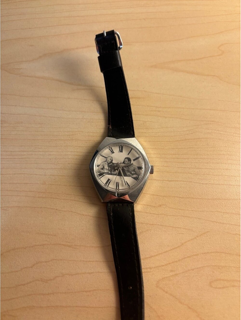 Vintage boxing watch